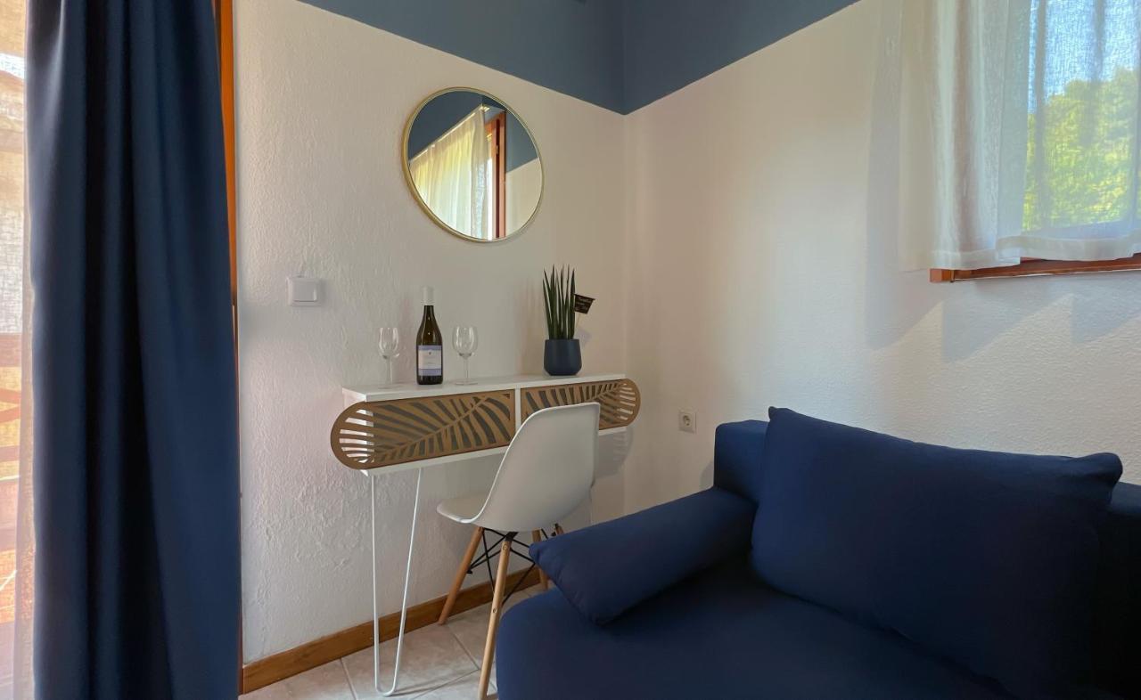 פורקה Joseph Village Apartments מראה חיצוני תמונה