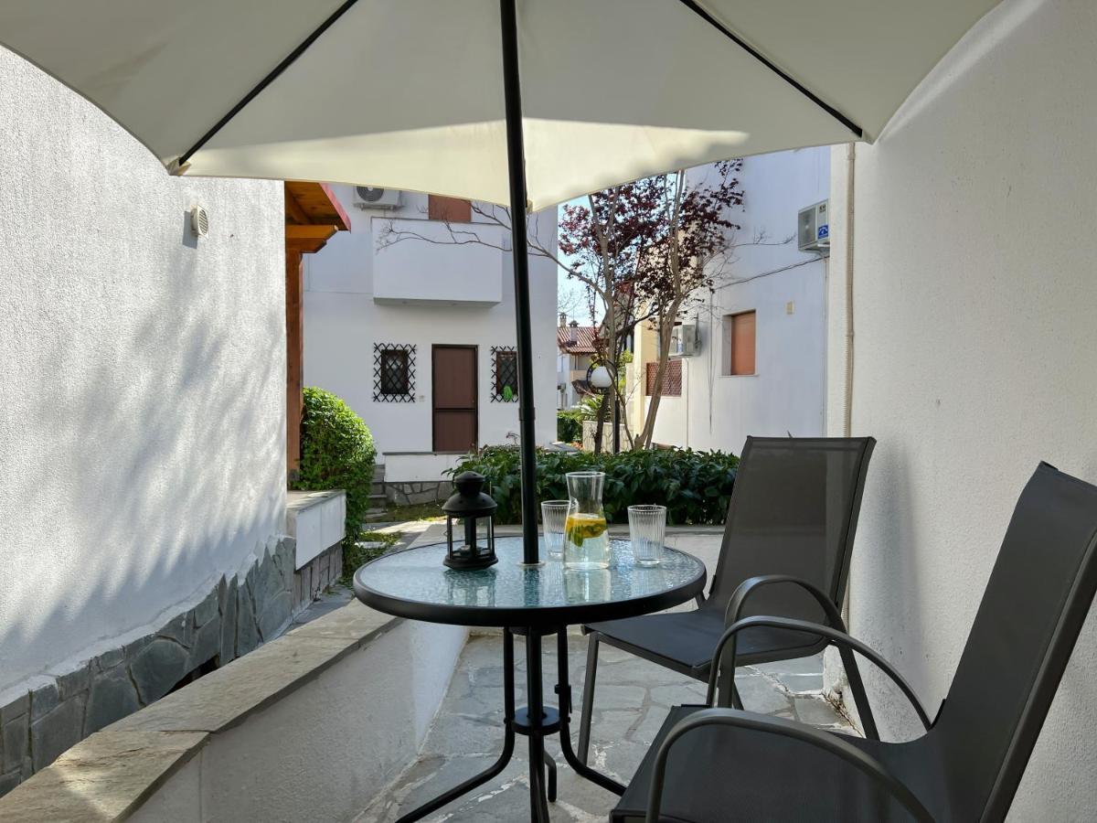 פורקה Joseph Village Apartments מראה חיצוני תמונה