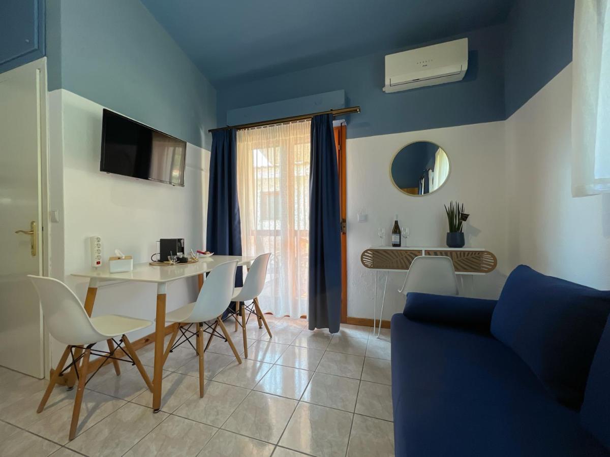 פורקה Joseph Village Apartments מראה חיצוני תמונה