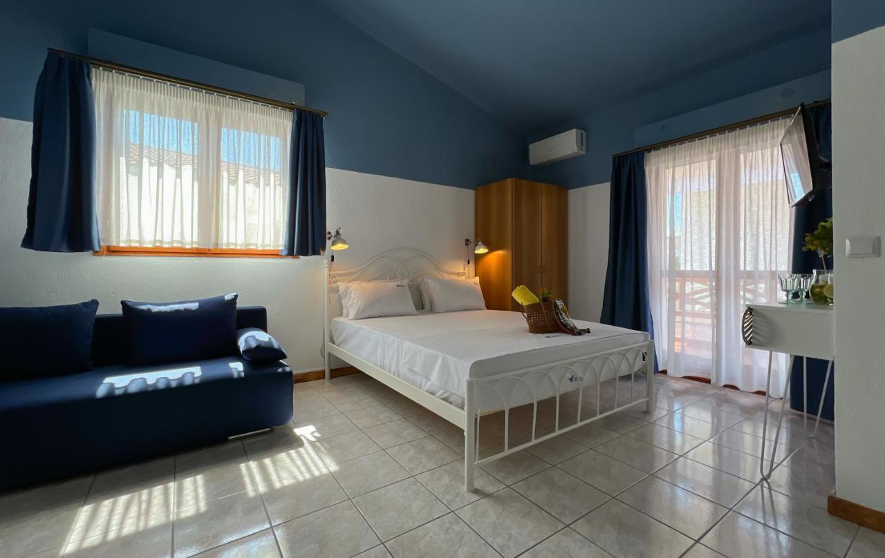 פורקה Joseph Village Apartments מראה חיצוני תמונה