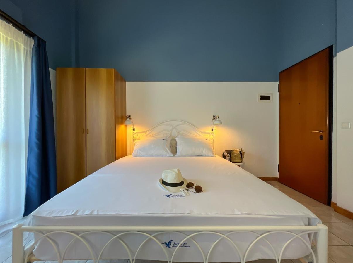 פורקה Joseph Village Apartments מראה חיצוני תמונה